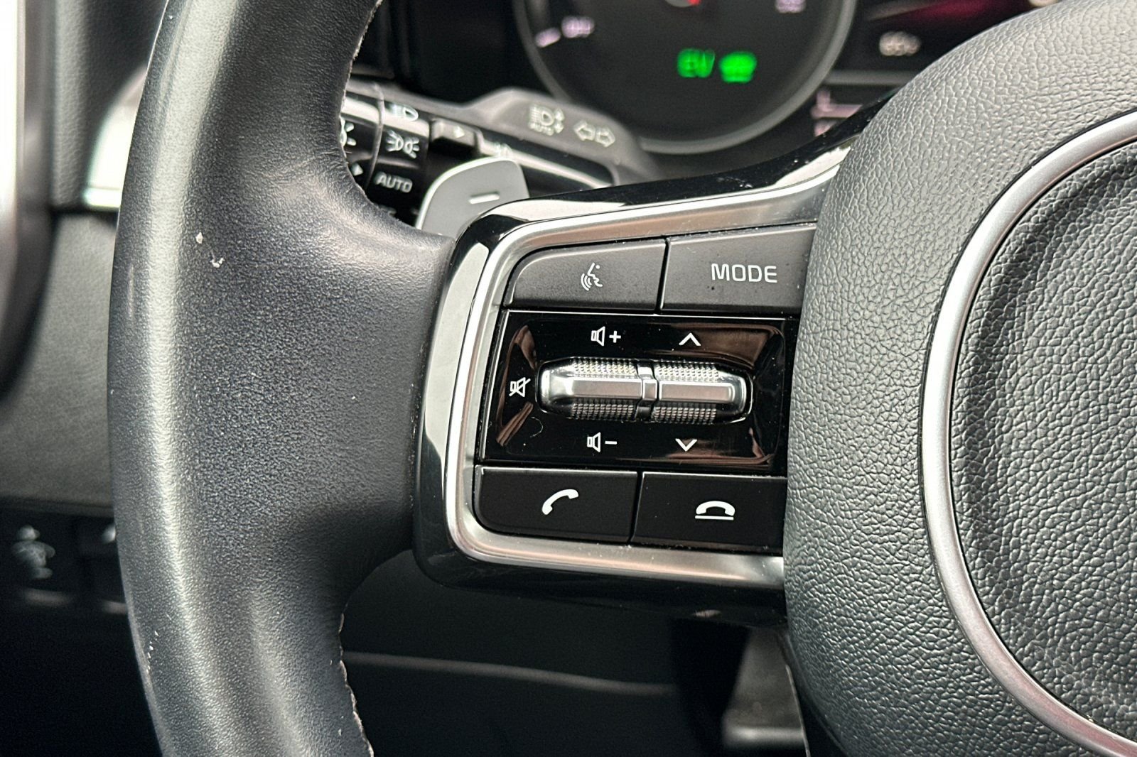 Used 2023 Blue Kia EX image 29