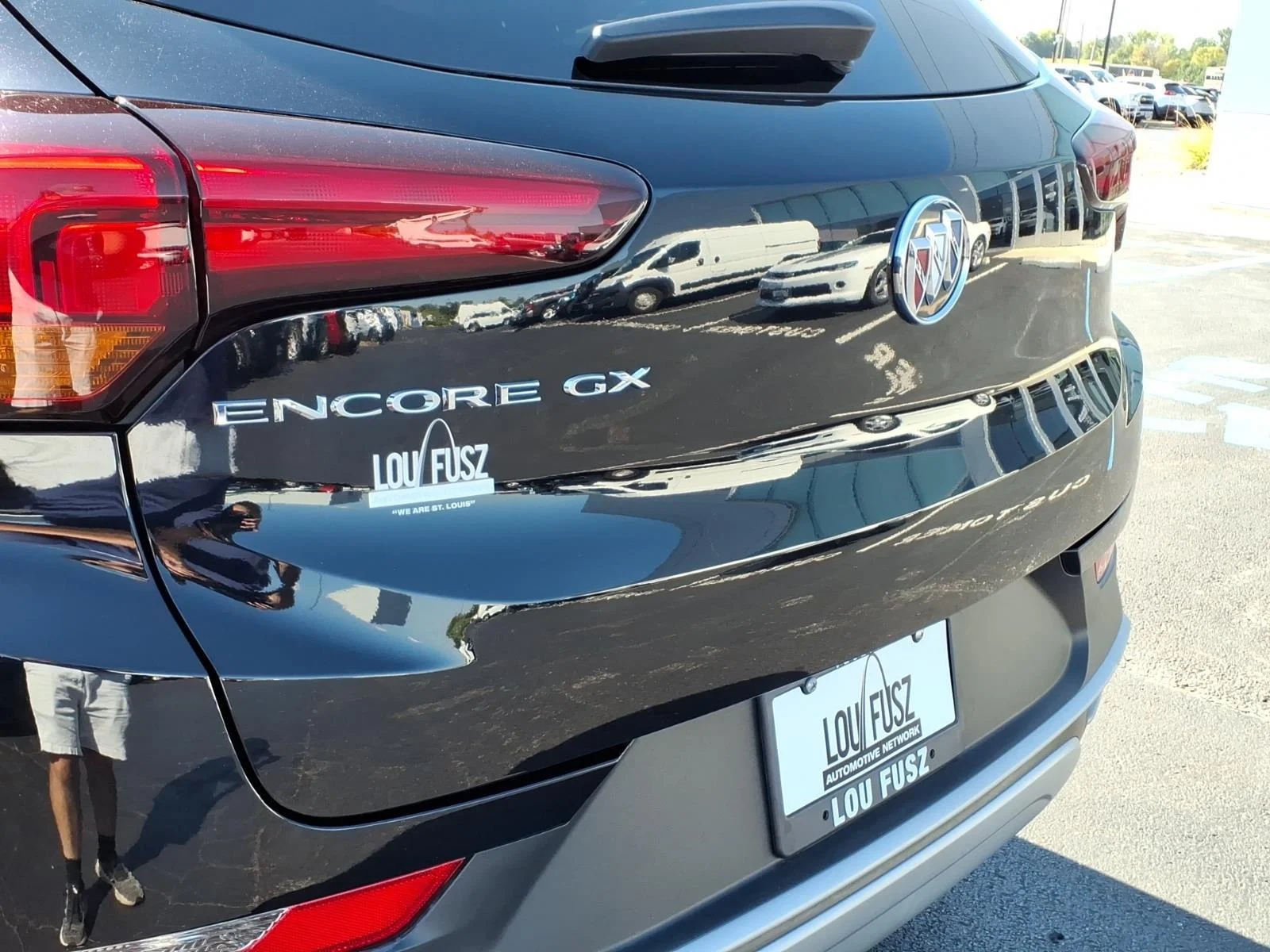Used 2022 Ebony Twilight Metallic Buick Select image 34
