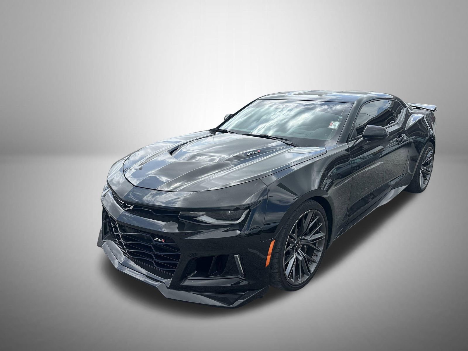2022 Chevrolet Camaro ZL1's photo