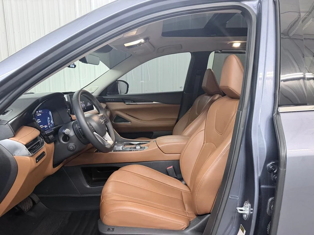 Used 2024 Blue INFINITI Sensory image 10