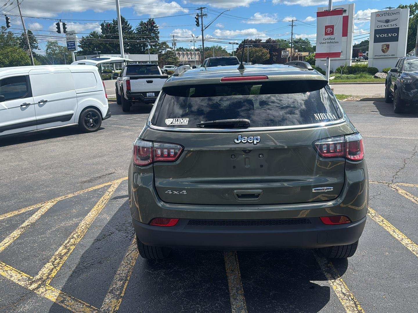 Used 2019 Olive Green Pearlcoat Jeep Latitude image 5