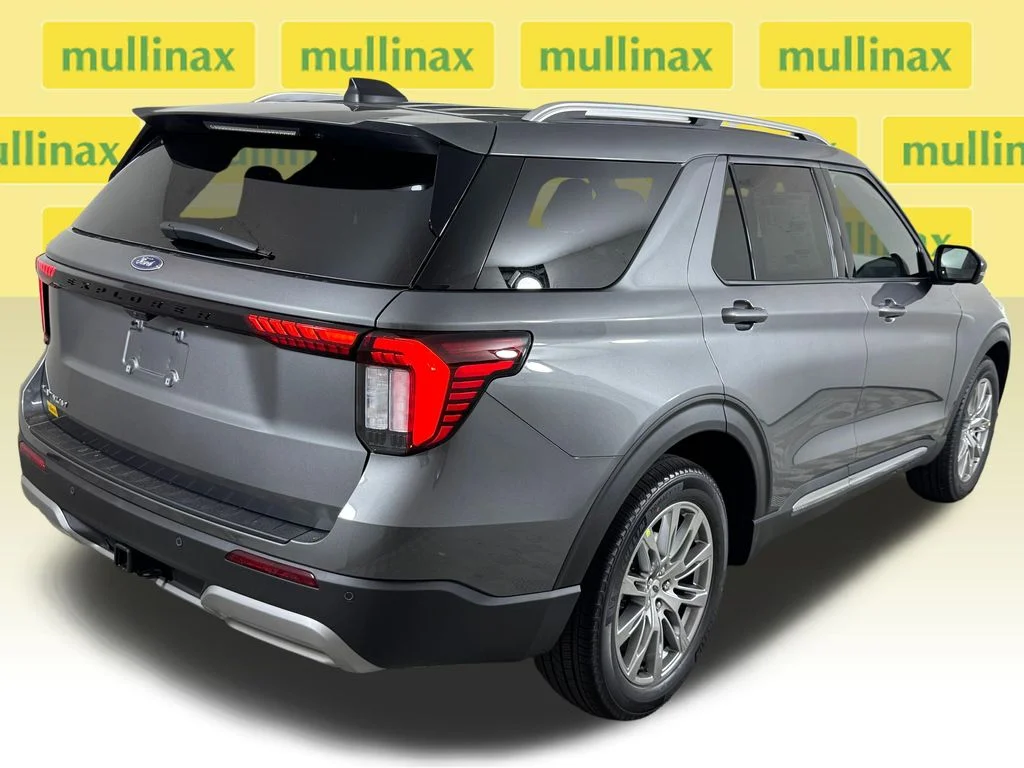 New 2026 Gray Ford Platinum image 21