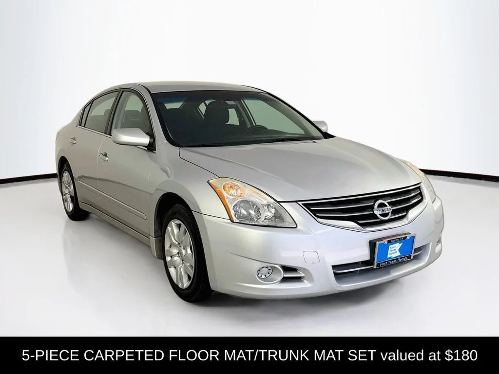 Used 2012 Brilliant Silver Metallic Nissan 2.5 S image 1