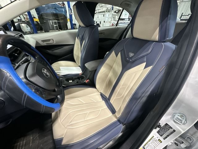 Used 2023 White Toyota LE image 17
