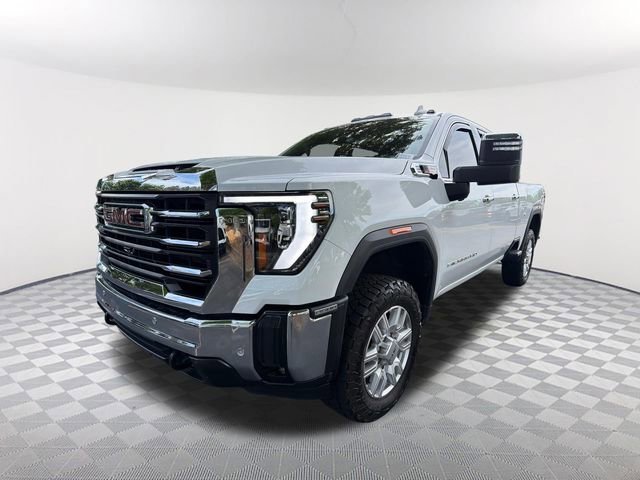 2024 GMC Sierra 4WD Crew Cab Standard Box SLT's photo