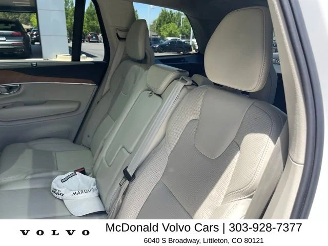 Used 2019 White Volvo T6 Inscription image 13