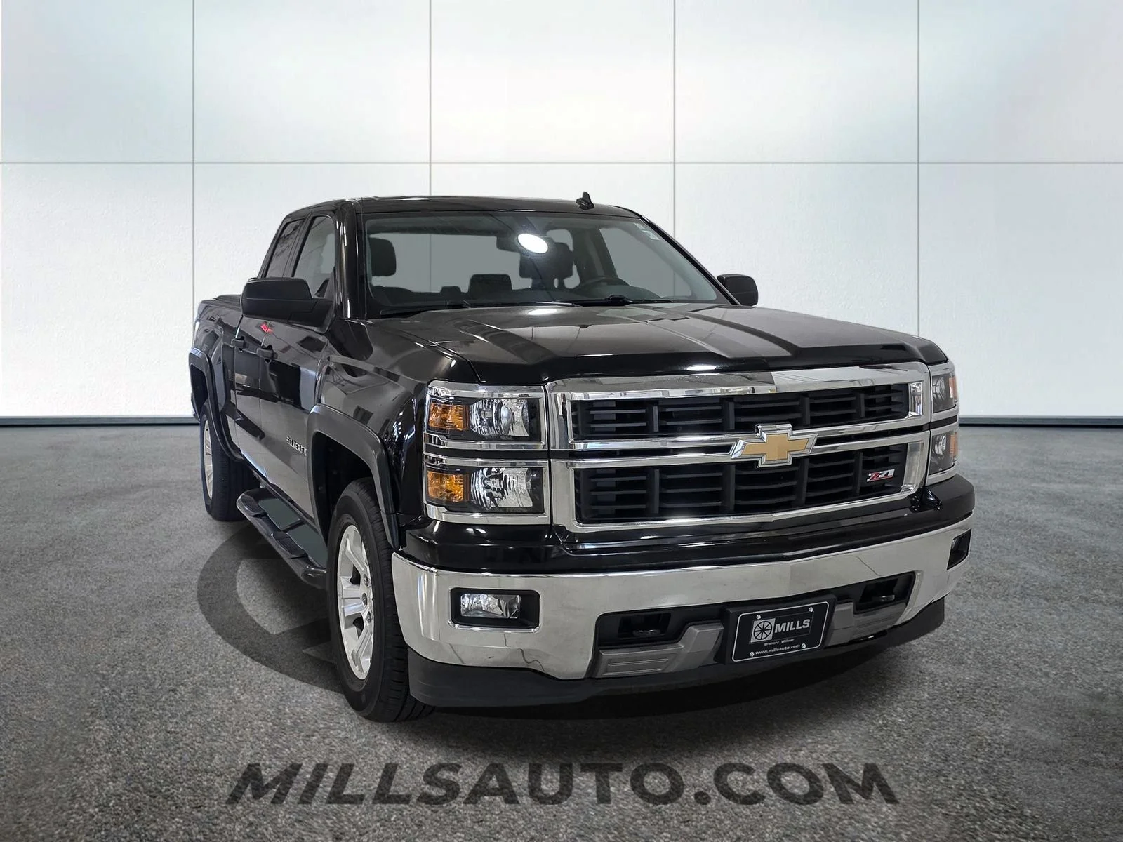 Used 2014 Black Chevrolet LT image 11