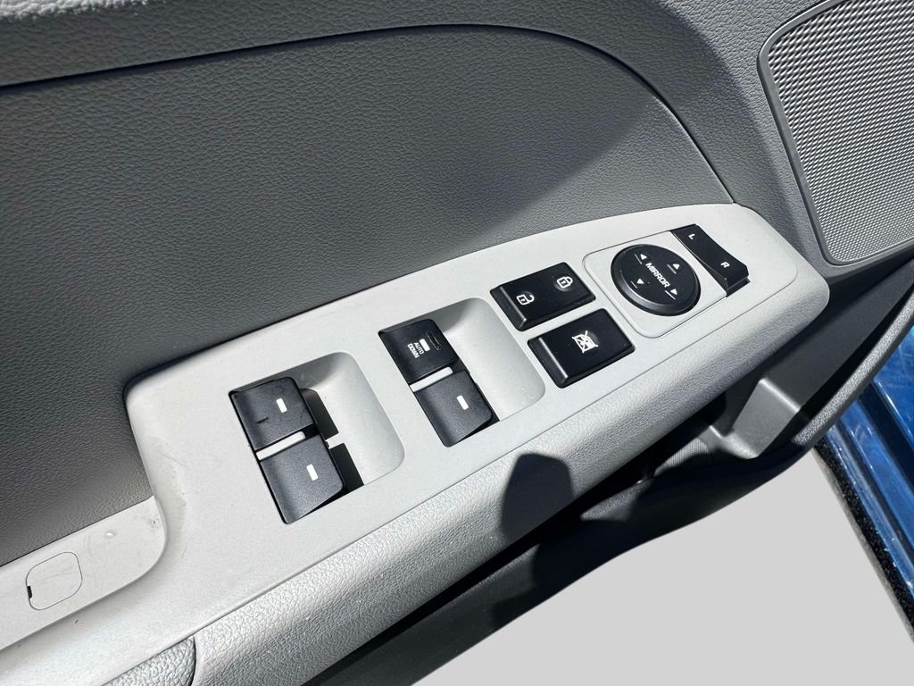 2020 Hyundai Elantra SE - Photo 14