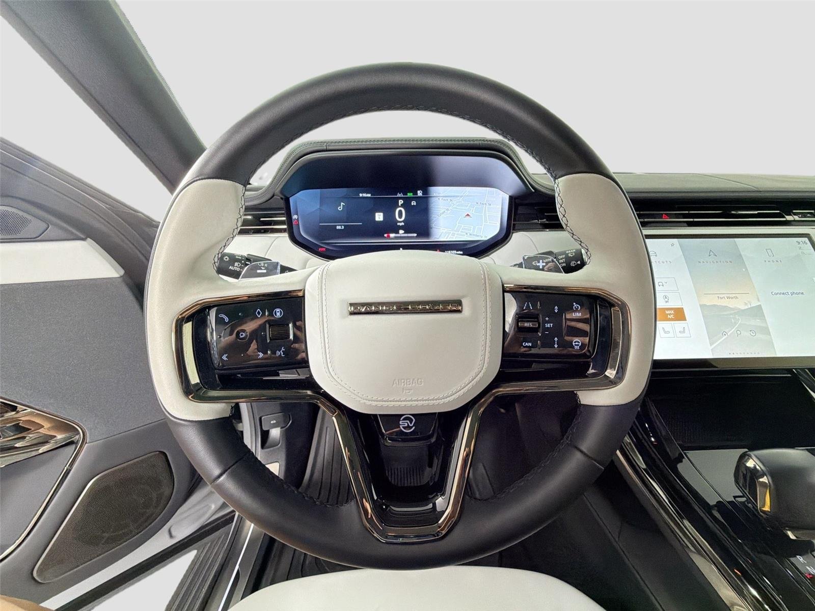 Used 2025 Marl Grey in Gloss finish Land Rover SV Edition Two image 11