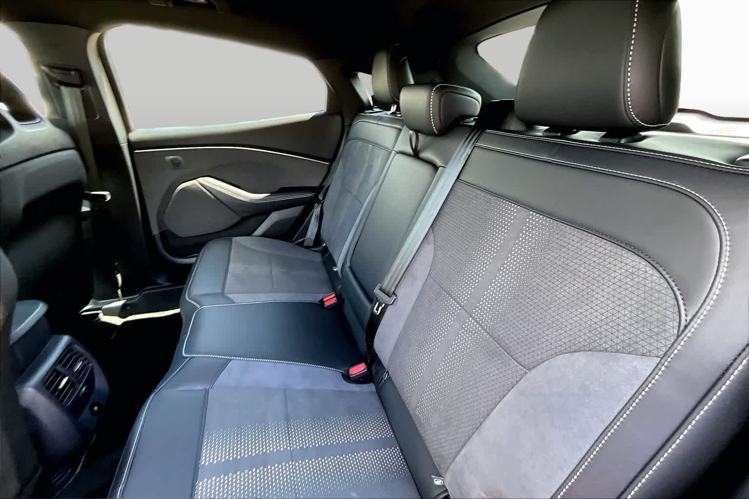 Used 2025 Molten Ford GT image 20