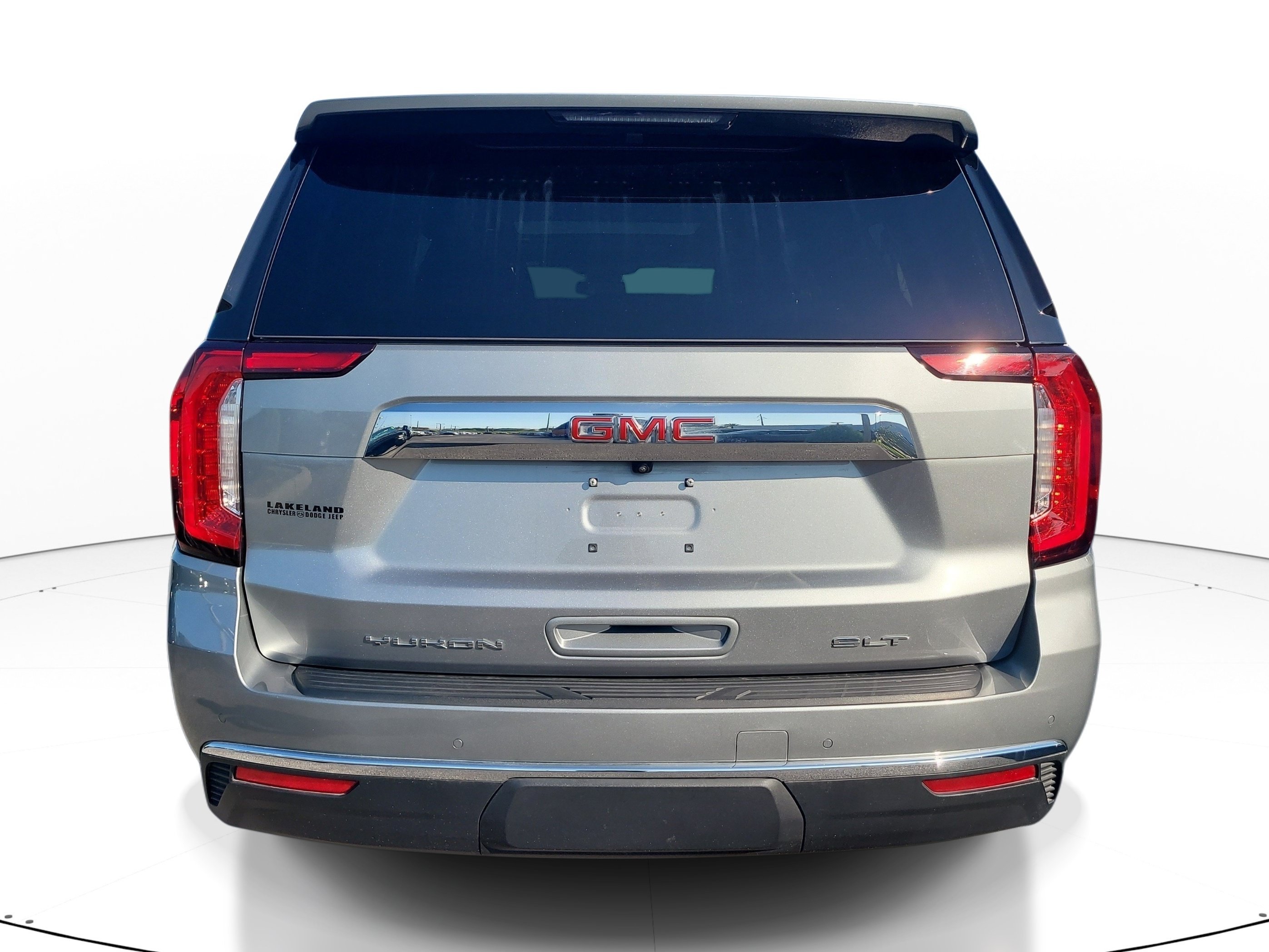 Used 2024 Sterling Metallic GMC SLT image 5