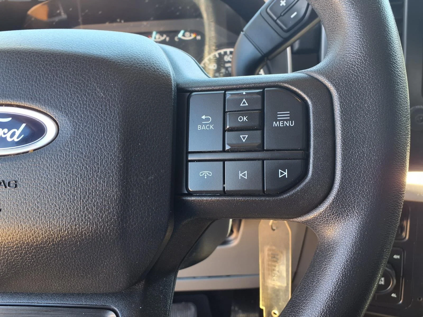 Used 2022 Silver Ford XLT image 16