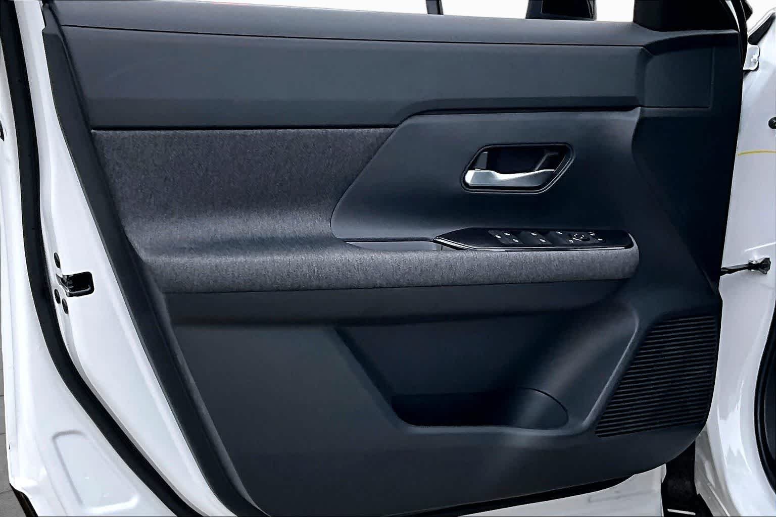2026 Nissan KICKS SV AWD - Photo 16