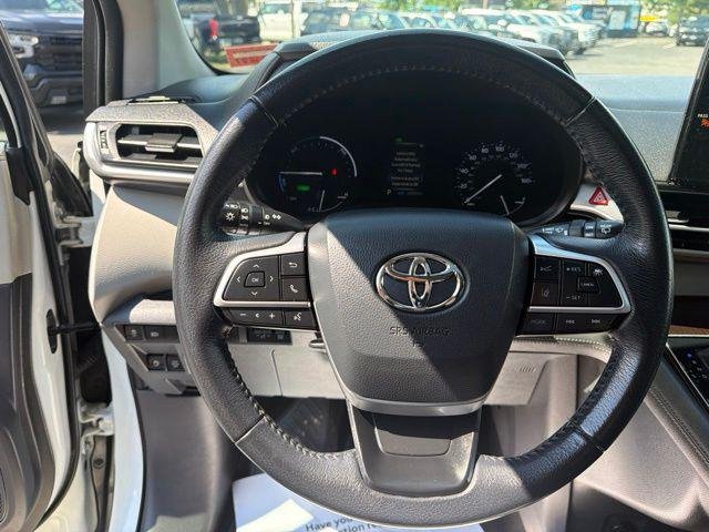 Certified Used 2021 BLIZZARD PEARL Toyota  image 15