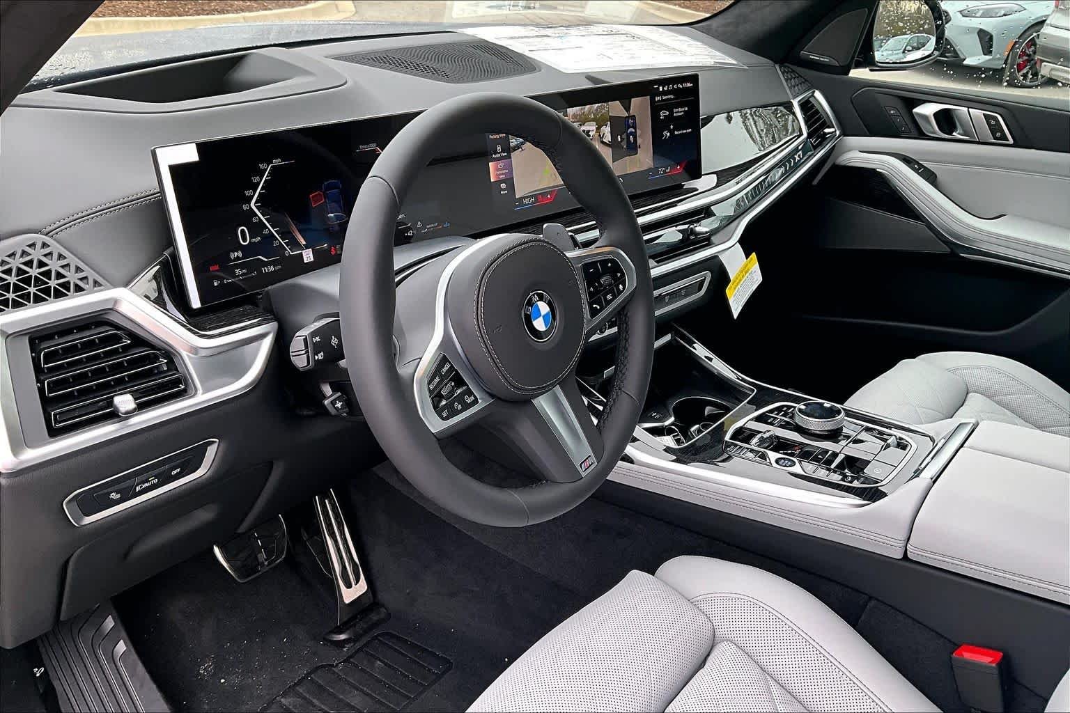 Used 2026 Tanzanite Blue II Metallic BMW xDrive40i image 9