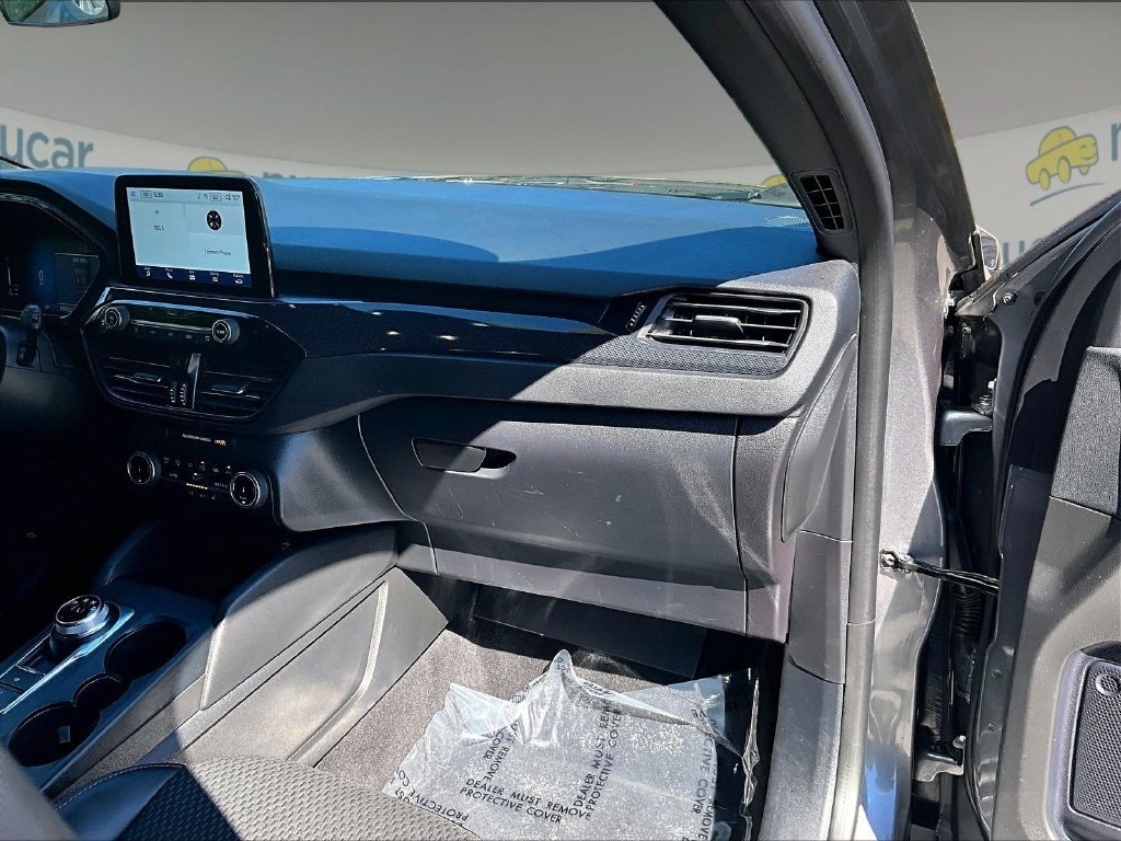 Used 2024 Gray Metallic Ford ST-Line image 13