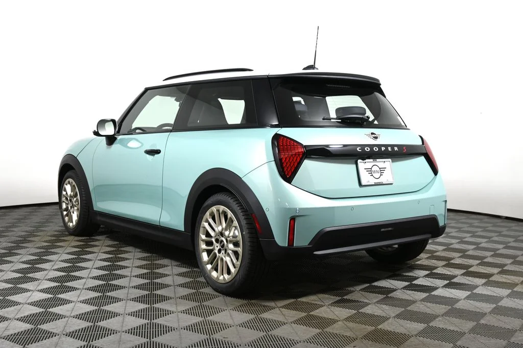 New 2026 Green MINI Cooper S image 5
