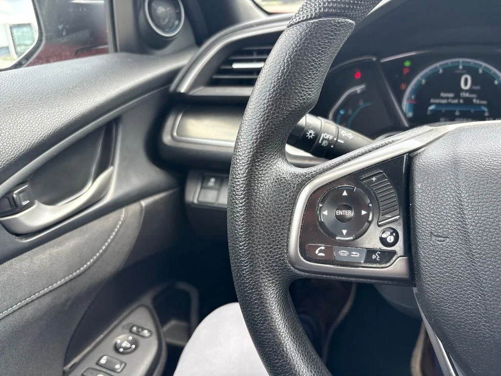 Used 2018 Red Honda EX image 16