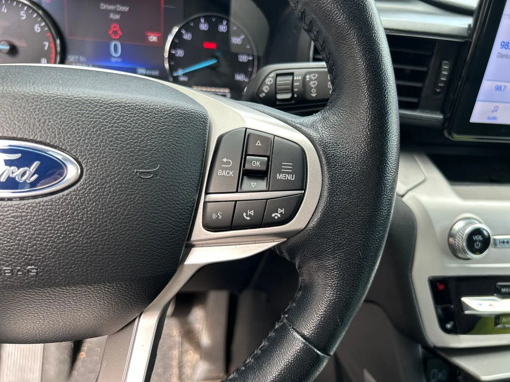 Certified Used 2022 Green Ford XLT image 23