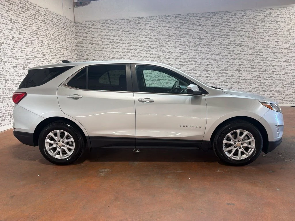 Used 2021 Silver Ice Metallic Chevrolet LT image 8