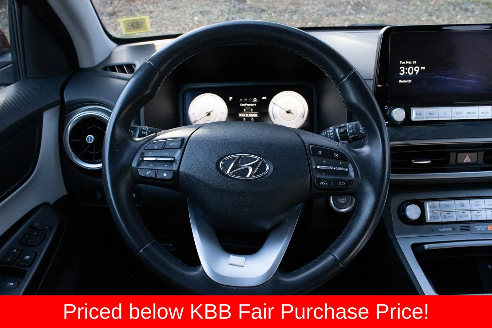 Used 2023 Red Hyundai SEL image 15