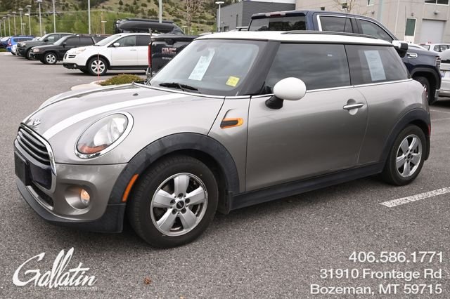 2017 MINI Cooper -'s photo