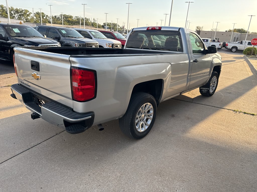 Used 2018 Silver Ice Metallic Chevrolet Work Truck image 6