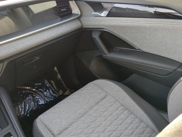 2025 Volkswagen Tiguan S - Photo 14