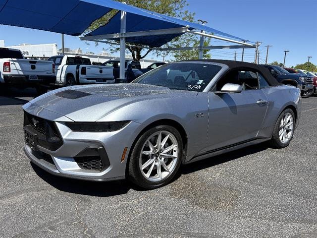 2025 Ford Mustang GT Premium - Photo 9