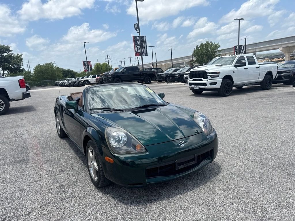 Used 2002 Green Toyota Base image 9