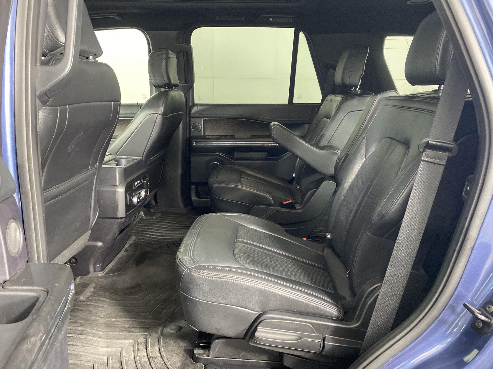 Used 2018 Blue Ford Limited image 28