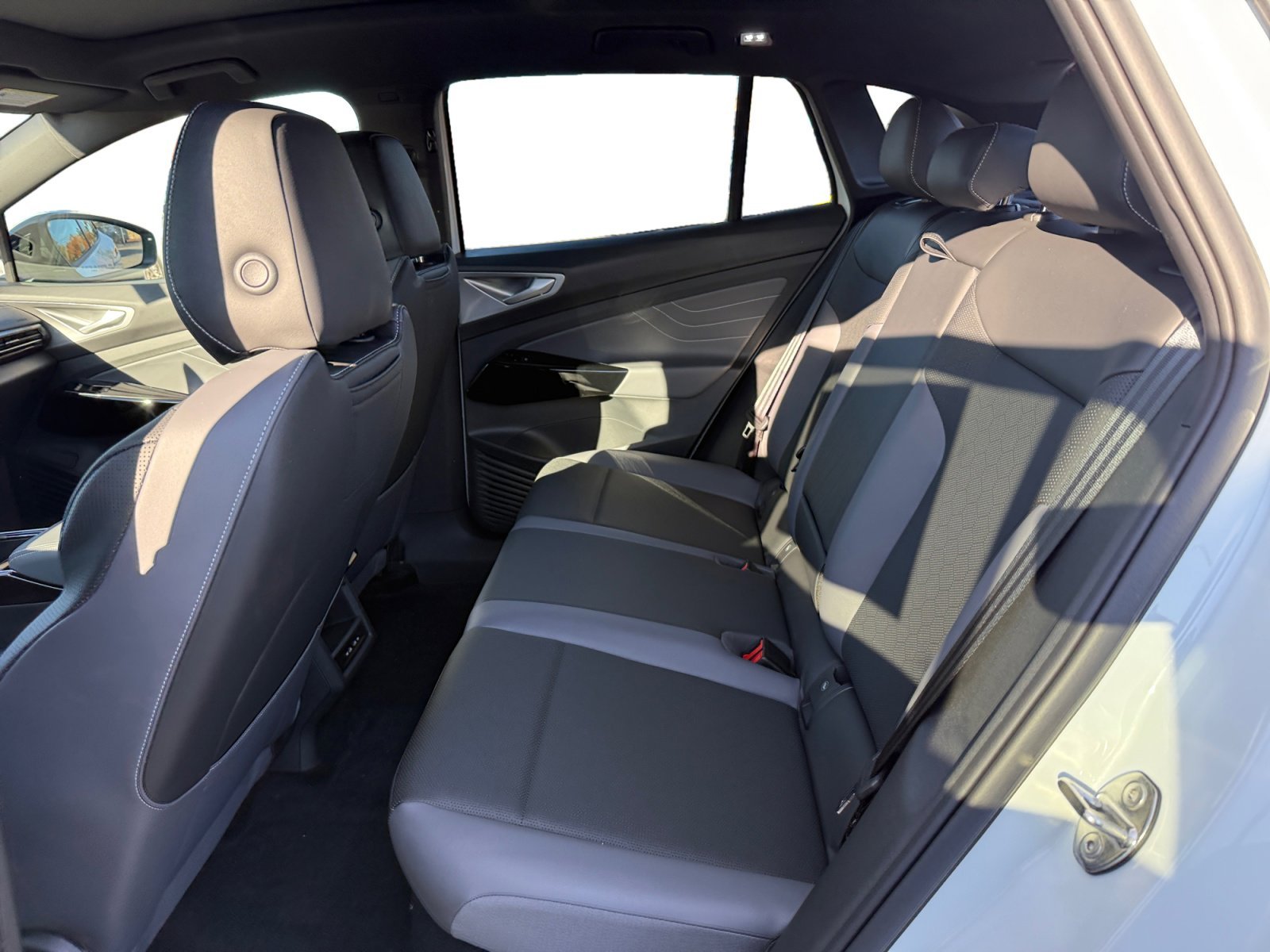 New 2026 Opal White Pearl Volkswagen Pro S image 16