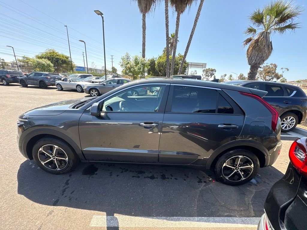 Used 2026 Gray Kia LX image 10