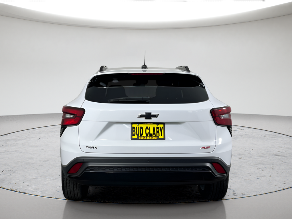 Used 2025 Summit White Chevrolet 2RS image 6