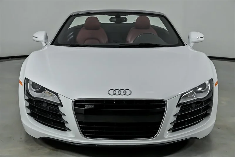 Used 2011 Ibis White Audi 4.2 quattro Spyder image 3
