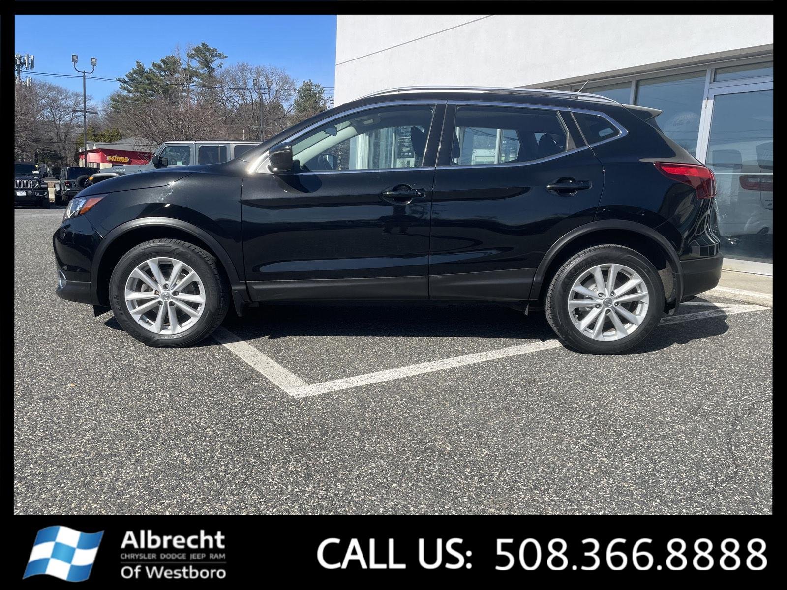 Used 2018 Nissan Rogue Sport SV with VIN JN1BJ1CR8JW285828 for sale in Westborough, MA