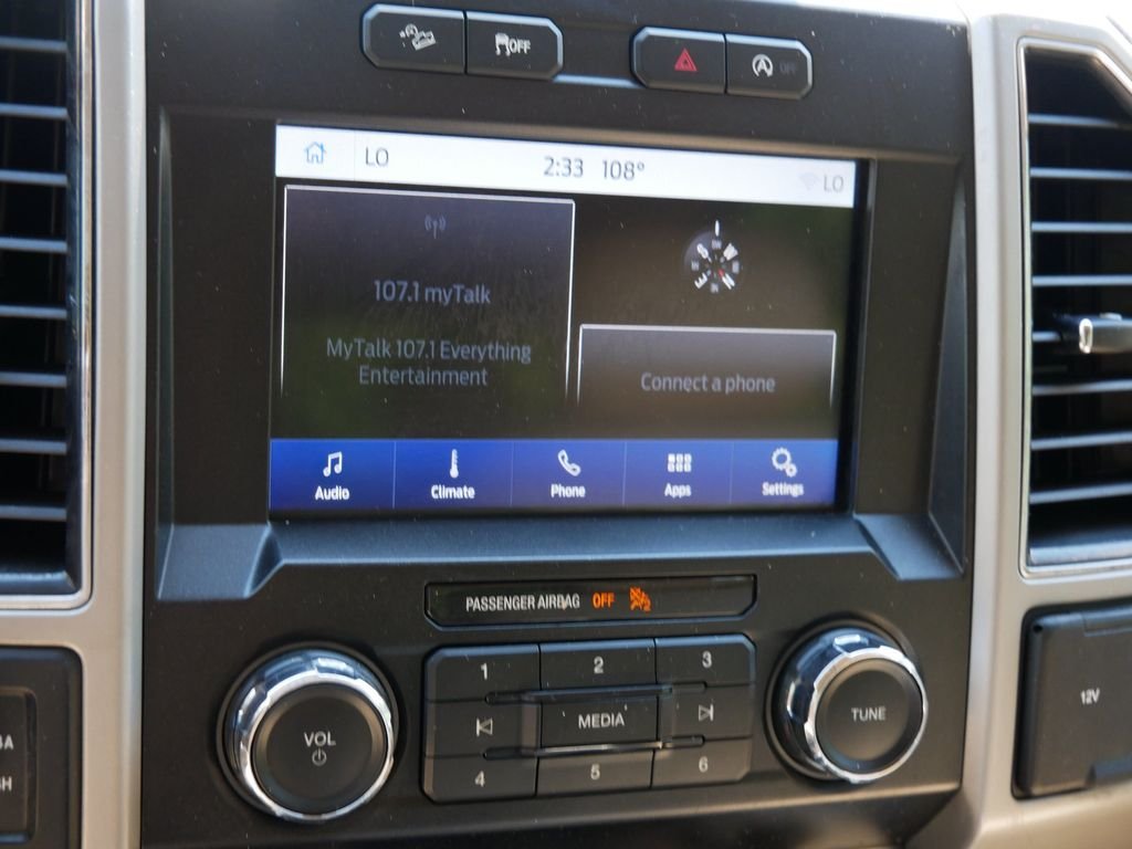 Used 2019 White Ford Lariat image 20