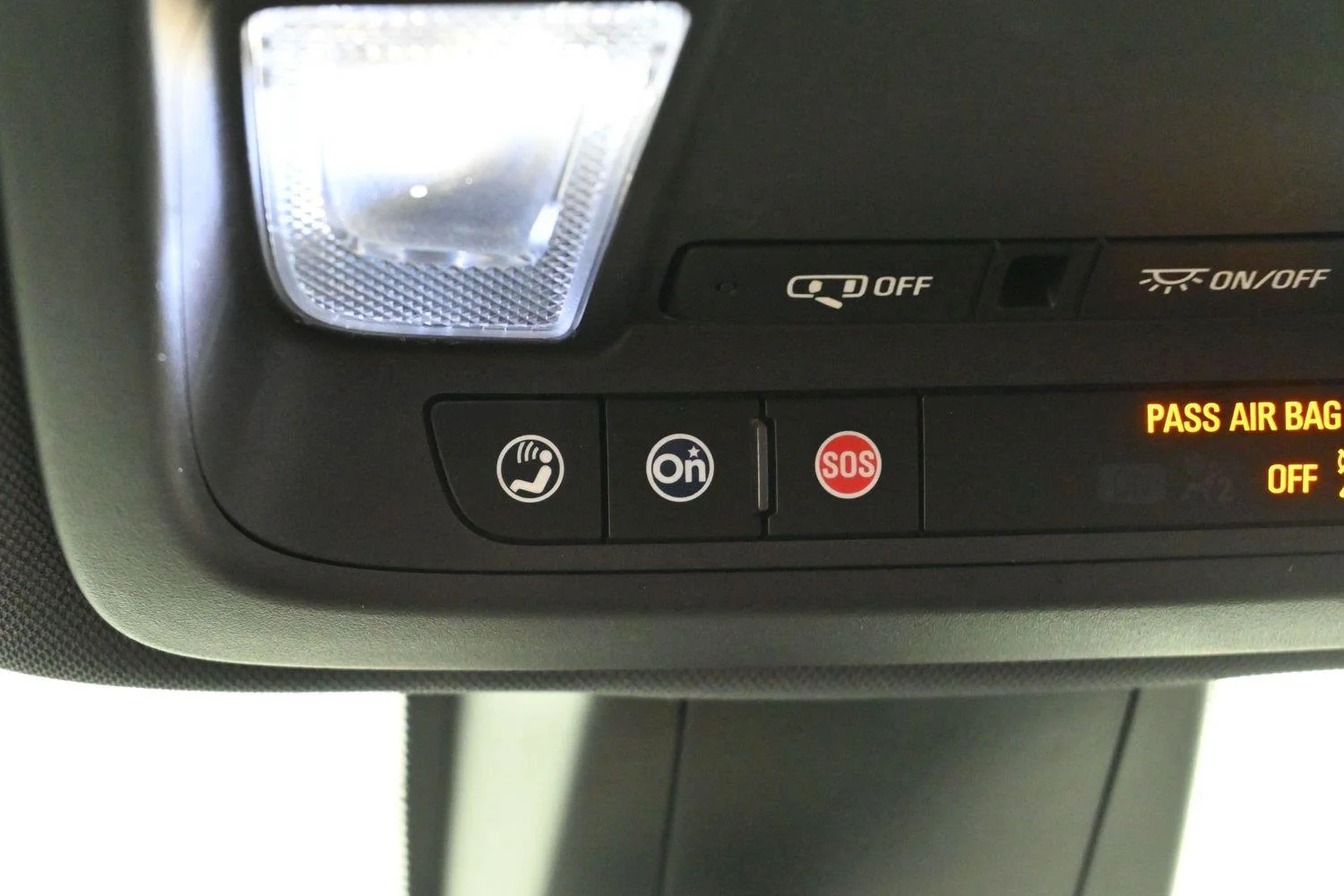 Used 2020 NIGHTFALL GRAY METALLIC Chevrolet RS image 28