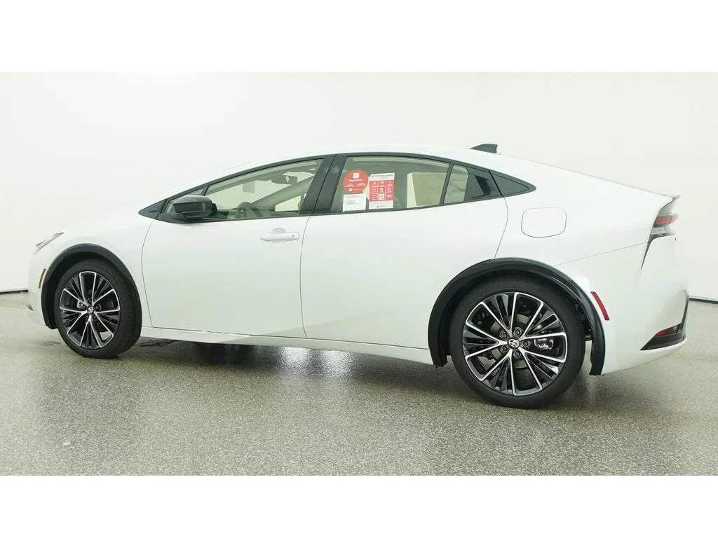 New 2027 Wind Chill Pearl Toyota XLE image 20