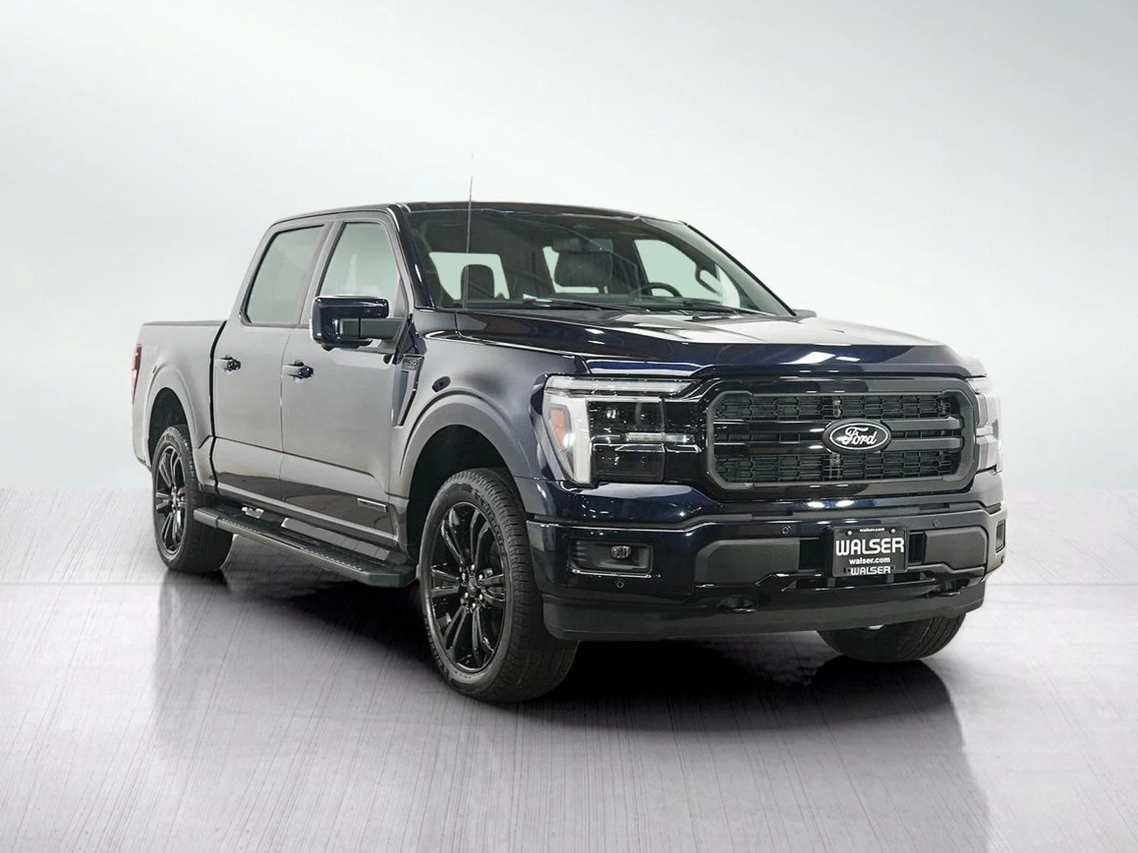 Used 2025 Atlas Blue Metallic Ford LARIAT image 7