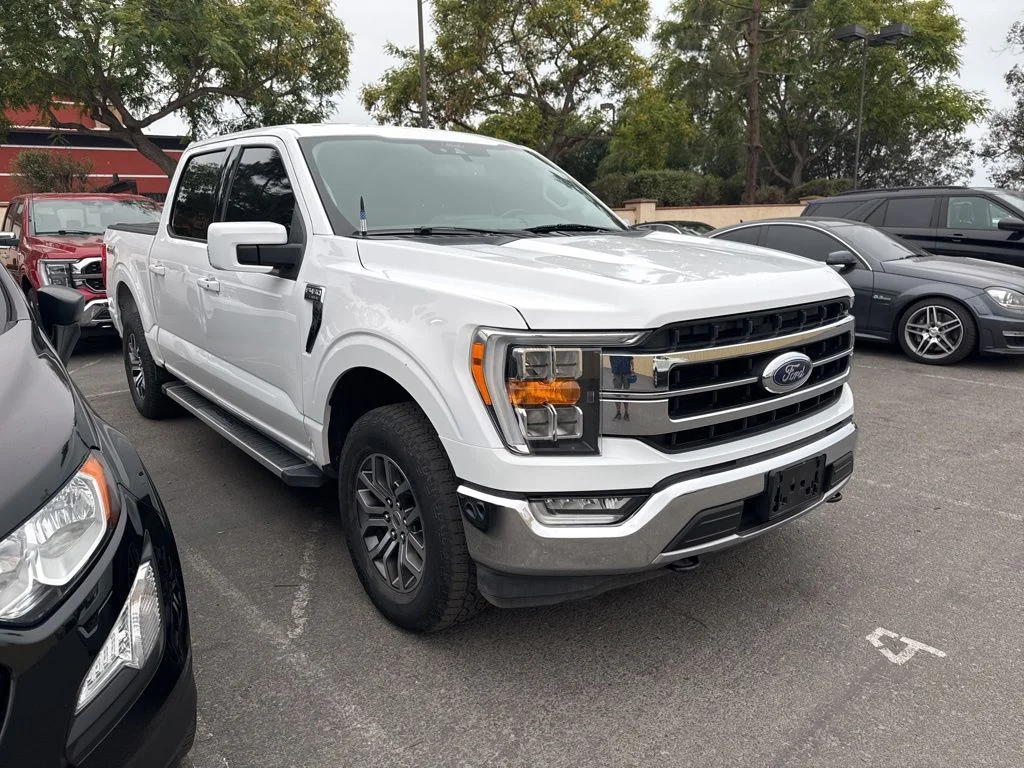 Used 2022 White Ford Lariat image 18