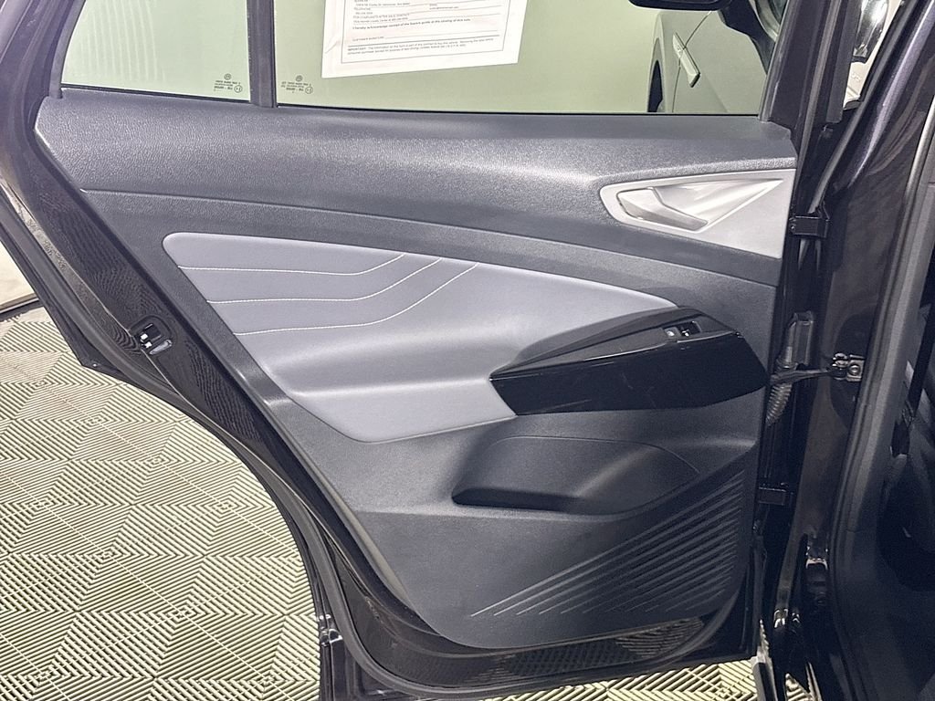 Certified Used 2023 Deep Black Volkswagen Pro S image 21