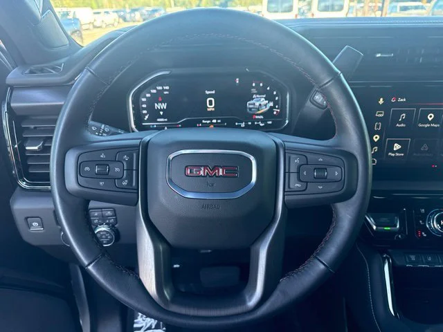 Used 2025 White GMC AT4X image 28