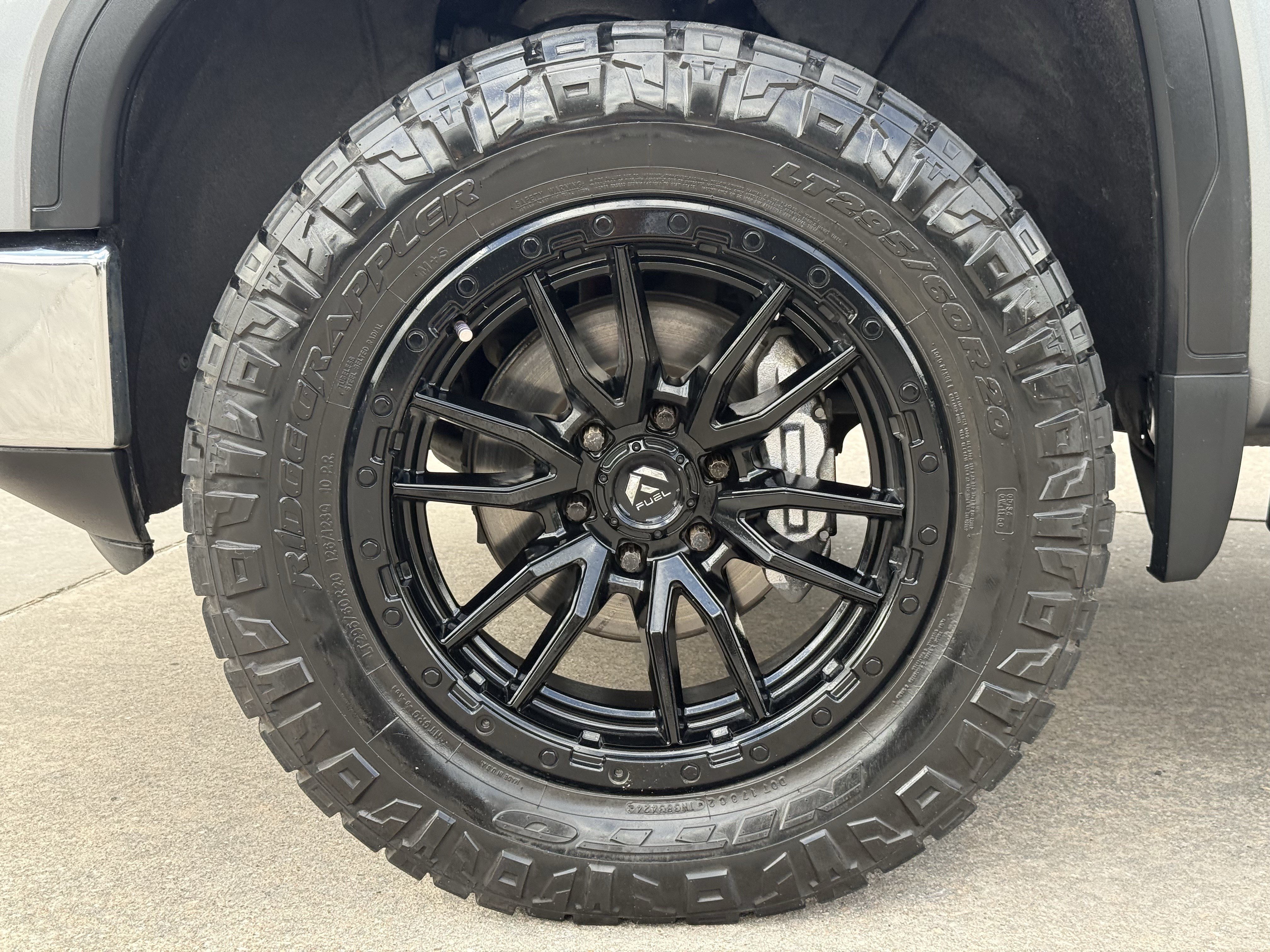 Used 2021 Satin Steel Metallic GMC SLT image 11