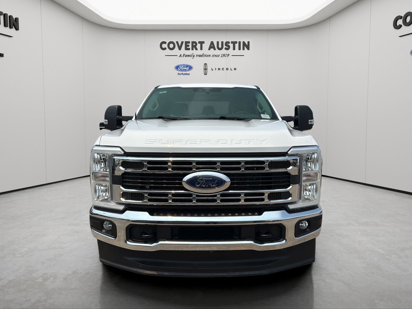 Used 2025 White Ford XLT image 7