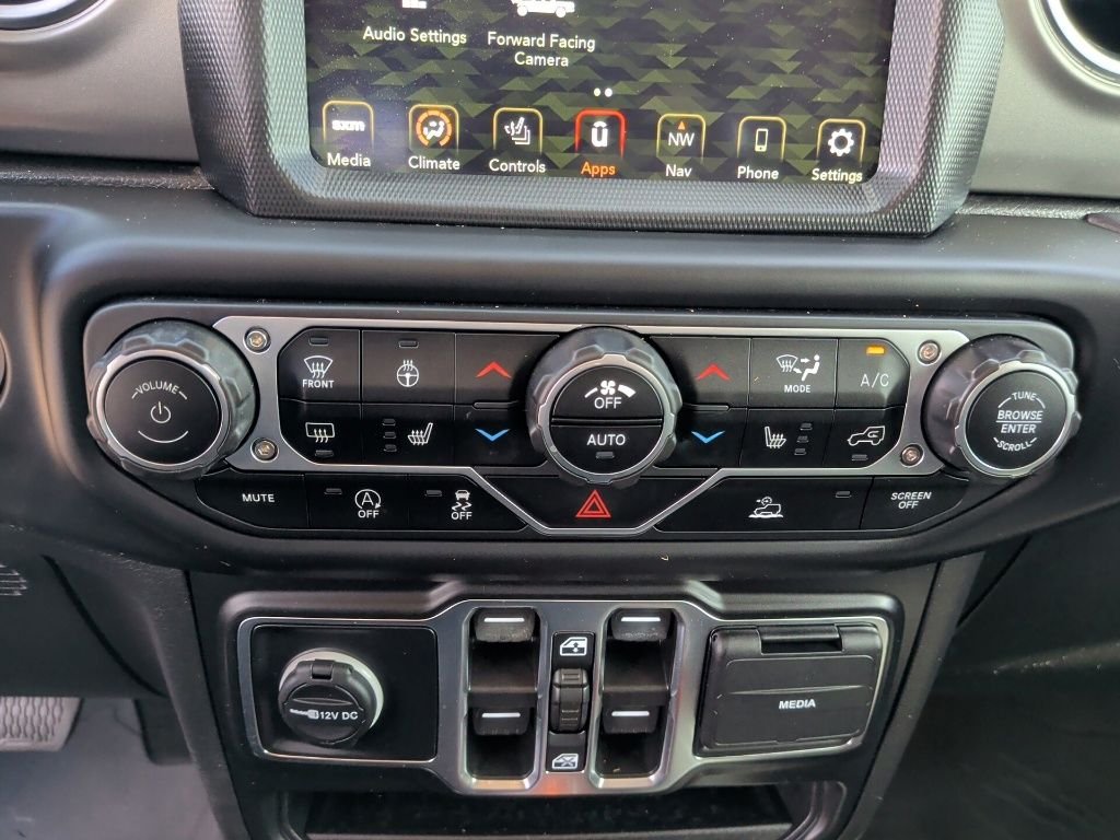 Used 2022 Blue Jeep Overland image 32
