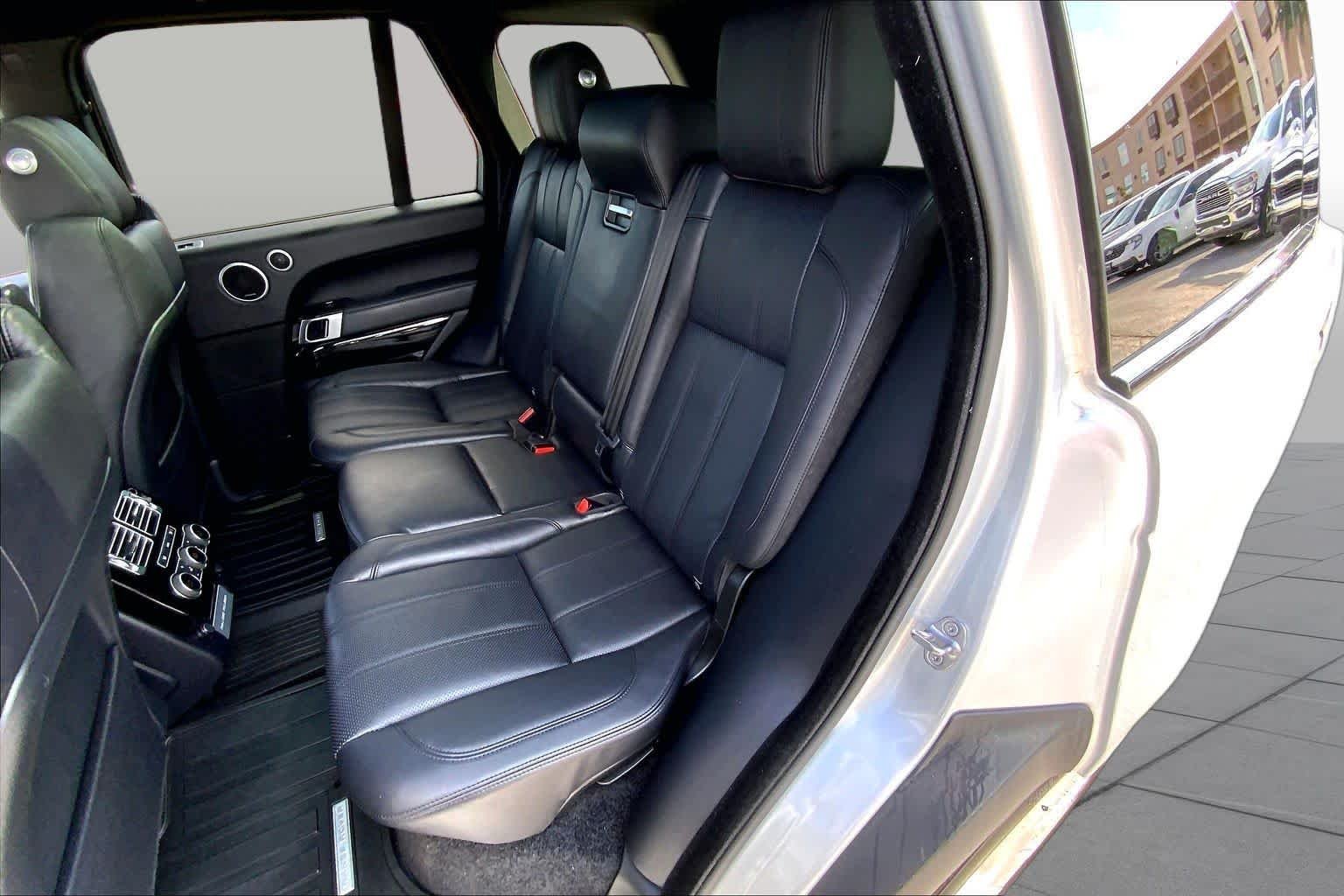 Used 2017 Silicon Silver Metallic Land Rover  image 19