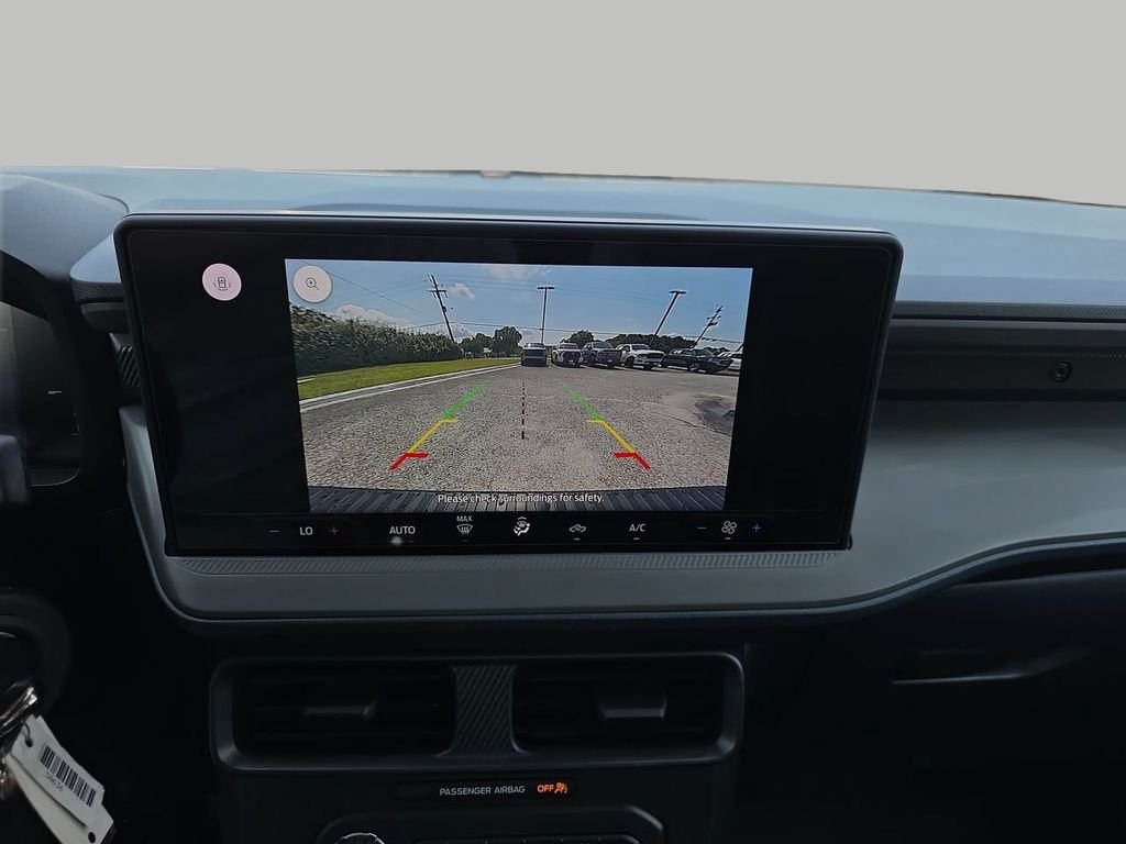 Used 2025 Beige Ford XL image 18