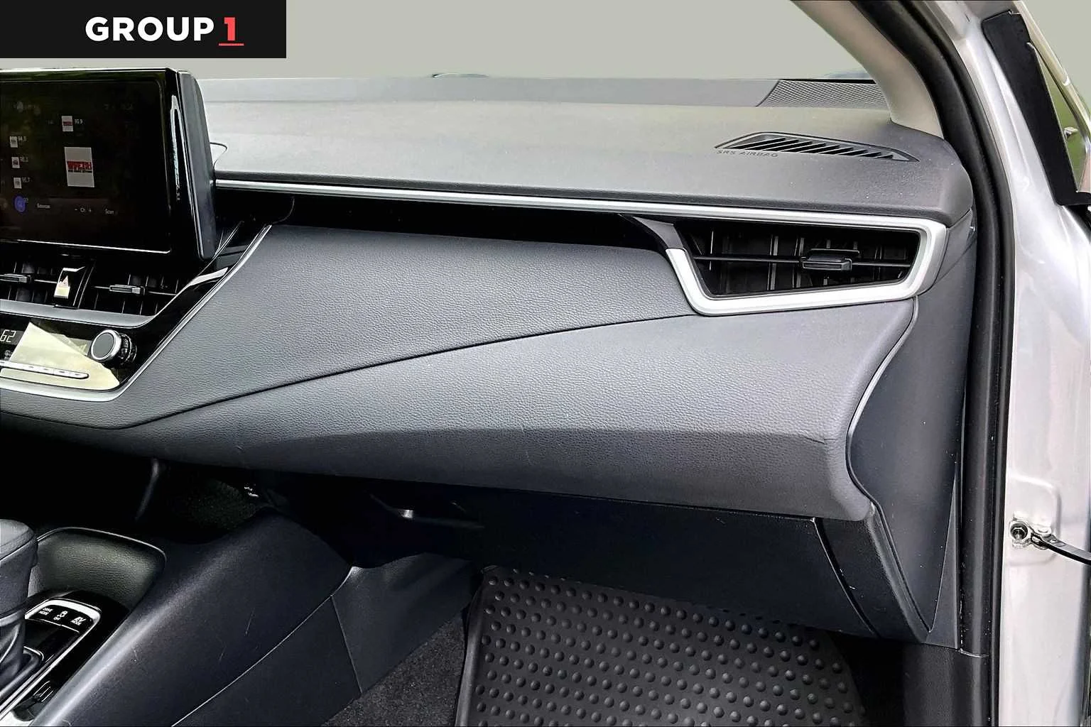 Used 2023 Classic Silver Metallic Toyota Hybrid LE image 19
