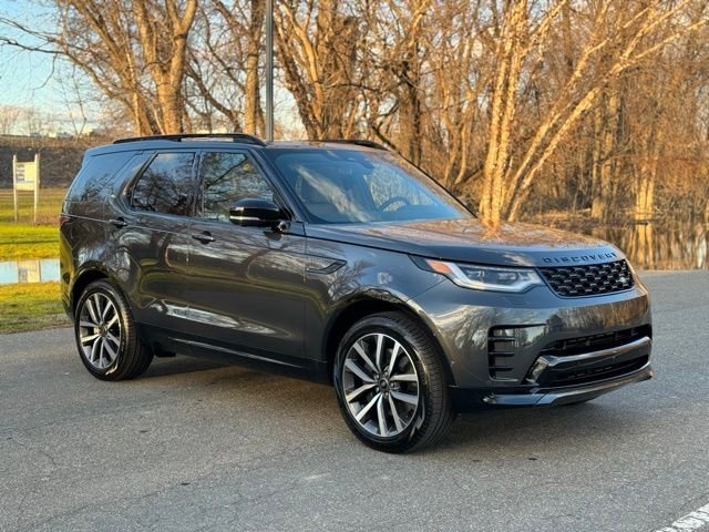 New 2024 Carpathian Grey LAND ROVER Dynamic SE image 7